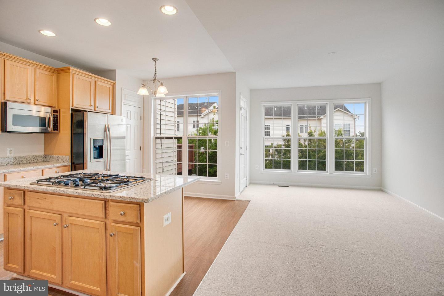 16349 FLOTSAM LN, WOODBRIDGE, Virginia 22191, 3 Bedrooms Bedrooms, ,3 BathroomsBathrooms,Residential,For sale,16349 FLOTSAM LN,VAPW2097394 MLS # VAPW2097394