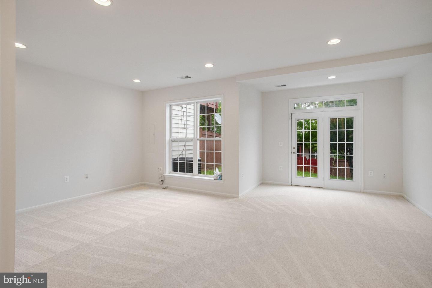16349 FLOTSAM LN, WOODBRIDGE, Virginia 22191, 3 Bedrooms Bedrooms, ,3 BathroomsBathrooms,Residential,For sale,16349 FLOTSAM LN,VAPW2097394 MLS # VAPW2097394