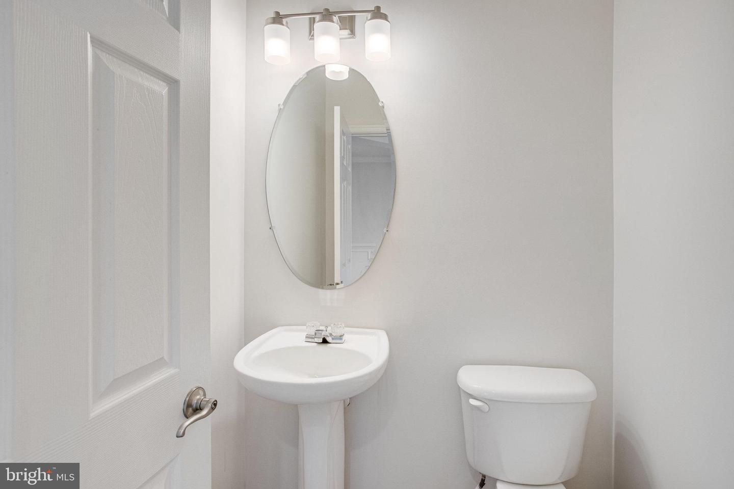16349 FLOTSAM LN, WOODBRIDGE, Virginia 22191, 3 Bedrooms Bedrooms, ,3 BathroomsBathrooms,Residential,For sale,16349 FLOTSAM LN,VAPW2097394 MLS # VAPW2097394