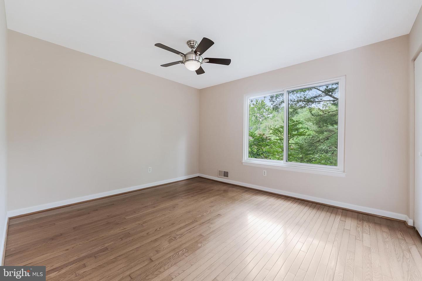 10909 KNIGHTS BRIDGE CT, RESTON, Virginia 20190, 4 Bedrooms Bedrooms, ,3 BathroomsBathrooms,Residential,For sale,10909 KNIGHTS BRIDGE CT,VAFX2248834 MLS # VAFX2248834