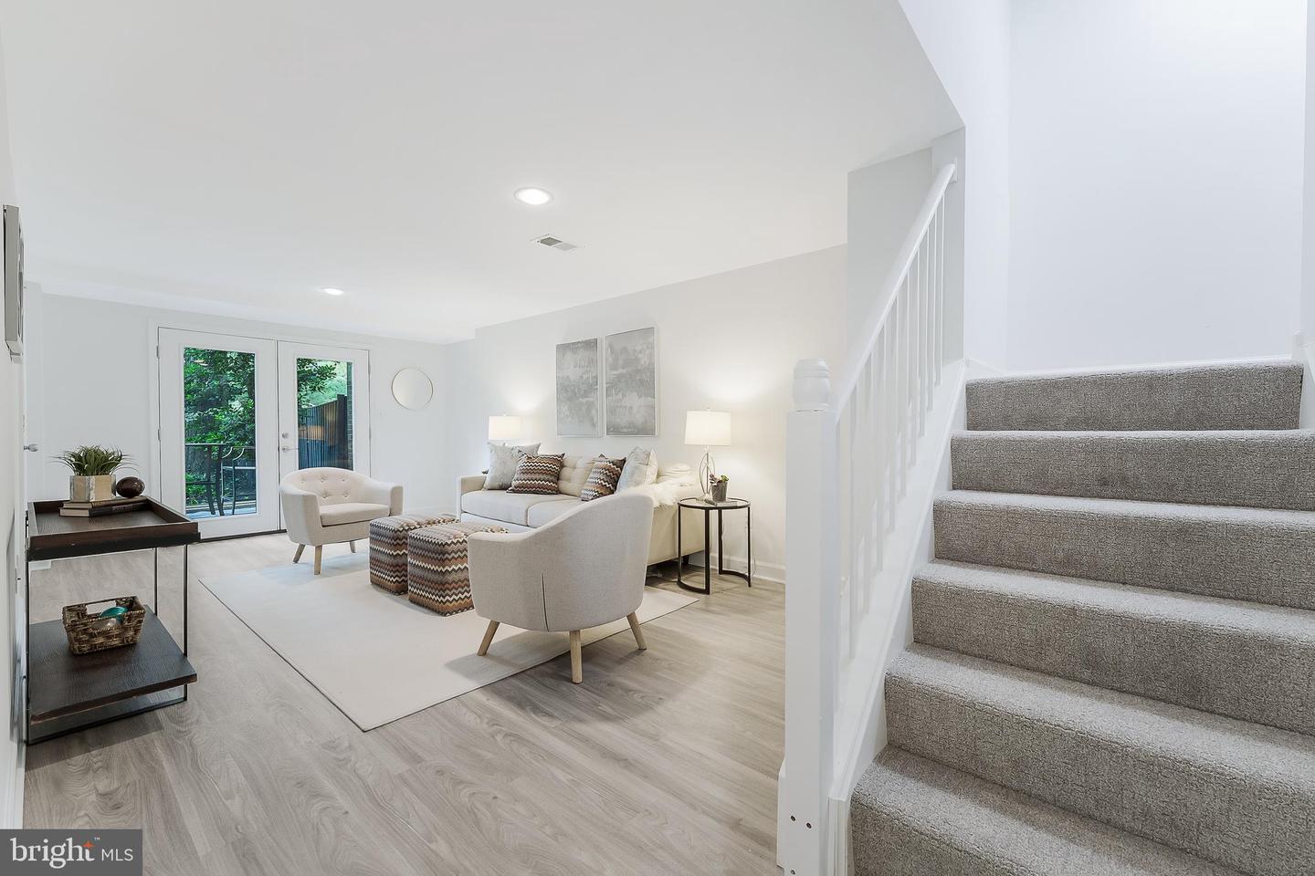 10909 KNIGHTS BRIDGE CT, RESTON, Virginia 20190, 4 Bedrooms Bedrooms, ,3 BathroomsBathrooms,Residential,For sale,10909 KNIGHTS BRIDGE CT,VAFX2248834 MLS # VAFX2248834