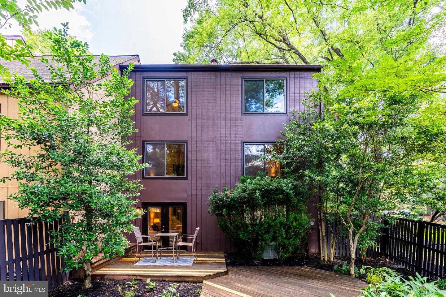 10909 KNIGHTS BRIDGE CT, RESTON, Virginia 20190, 4 Bedrooms Bedrooms, ,3 BathroomsBathrooms,Residential,For sale,10909 KNIGHTS BRIDGE CT,VAFX2248834 MLS # VAFX2248834