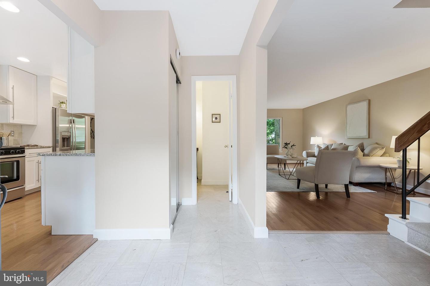 10909 KNIGHTS BRIDGE CT, RESTON, Virginia 20190, 4 Bedrooms Bedrooms, ,3 BathroomsBathrooms,Residential,For sale,10909 KNIGHTS BRIDGE CT,VAFX2248834 MLS # VAFX2248834