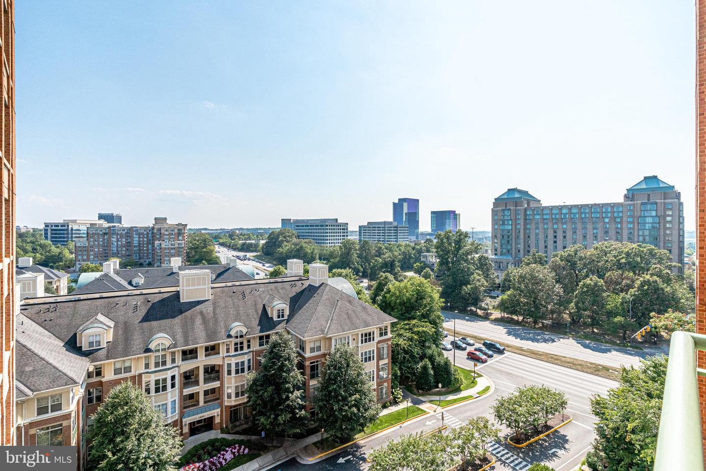 11776 STRATFORD HOUSE PL #601, RESTON, Virginia 20190, 2 Bedrooms Bedrooms, ,2 BathroomsBathrooms,Residential,For sale,11776 STRATFORD HOUSE PL #601,VAFX2248852 MLS # VAFX2248852