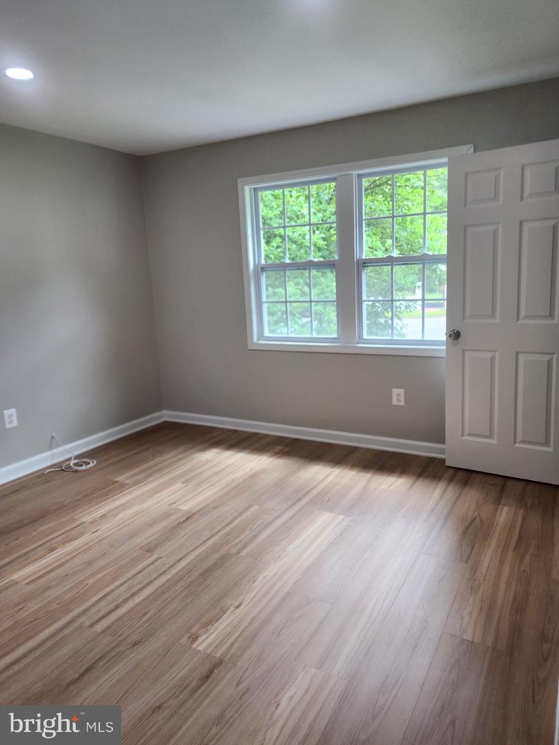 13101 KURTZ RD, WOODBRIDGE, Virginia 22193, 4 Bedrooms Bedrooms, ,3 BathroomsBathrooms,Residential,For sale,13101 KURTZ RD,VAPW2097358 MLS # VAPW2097358