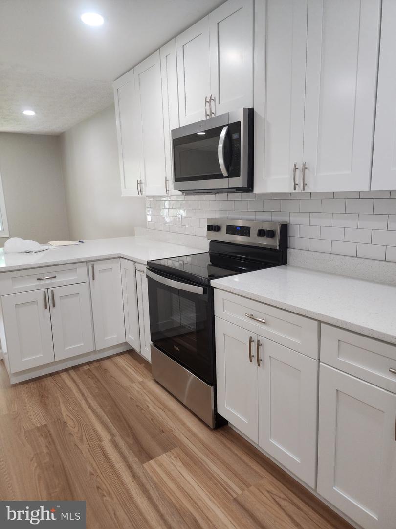 13101 KURTZ RD, WOODBRIDGE, Virginia 22193, 4 Bedrooms Bedrooms, ,3 BathroomsBathrooms,Residential,For sale,13101 KURTZ RD,VAPW2097358 MLS # VAPW2097358