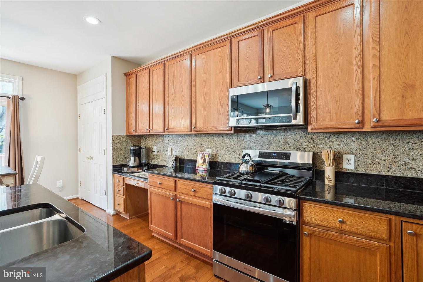 46133 AISQUITH TER, POTOMAC FALLS, Virginia 20165, 4 Bedrooms Bedrooms, ,3 BathroomsBathrooms,Residential,For sale,46133 AISQUITH TER,VALO2100022 MLS # VALO2100022