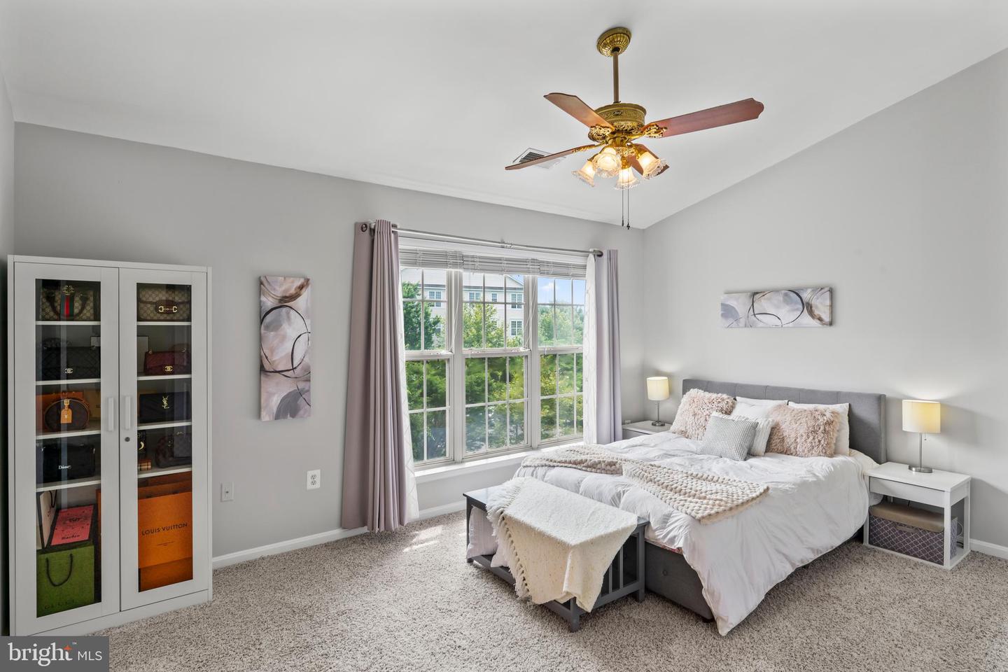 46357 PRYOR SQ, STERLING, Virginia 20165, 2 Bedrooms Bedrooms, 2 Rooms Rooms,2 BathroomsBathrooms,Residential,For sale,46357 PRYOR SQ,VALO2100058 MLS # VALO2100058