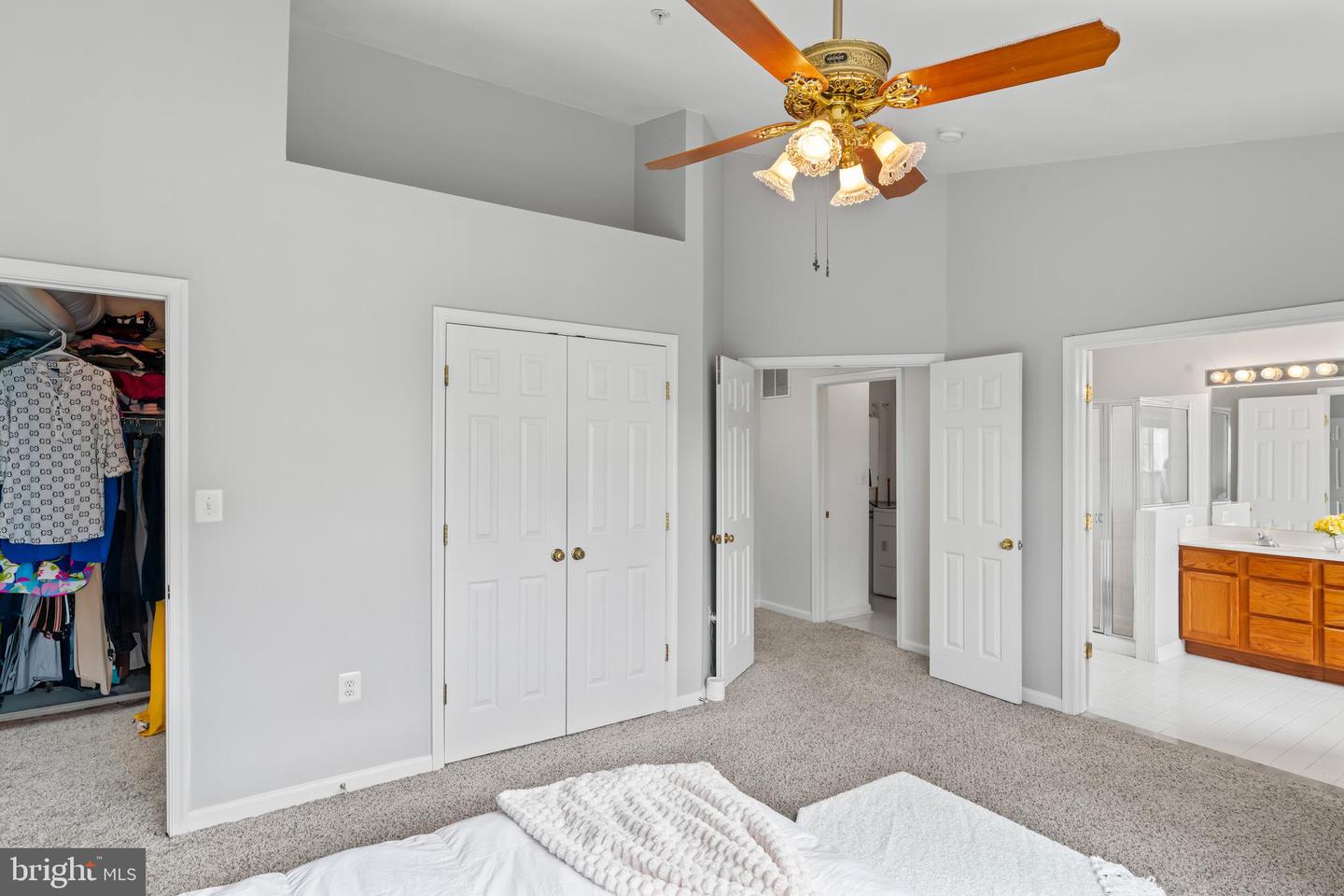 46357 PRYOR SQ, STERLING, Virginia 20165, 2 Bedrooms Bedrooms, 2 Rooms Rooms,2 BathroomsBathrooms,Residential,For sale,46357 PRYOR SQ,VALO2100058 MLS # VALO2100058