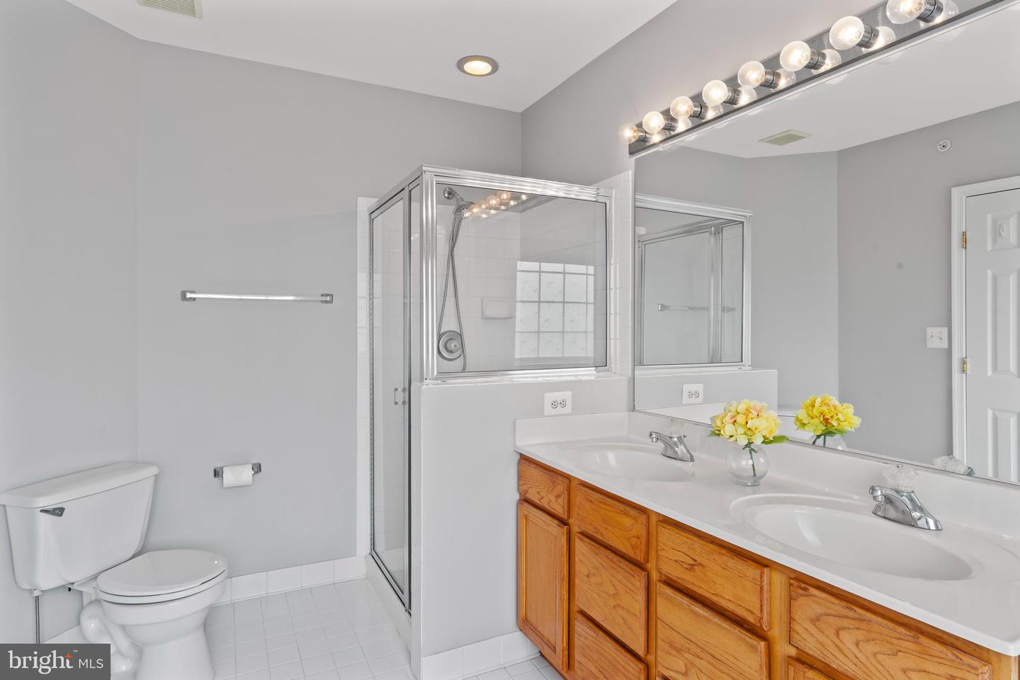 46357 PRYOR SQ, STERLING, Virginia 20165, 2 Bedrooms Bedrooms, 2 Rooms Rooms,2 BathroomsBathrooms,Residential,For sale,46357 PRYOR SQ,VALO2100058 MLS # VALO2100058