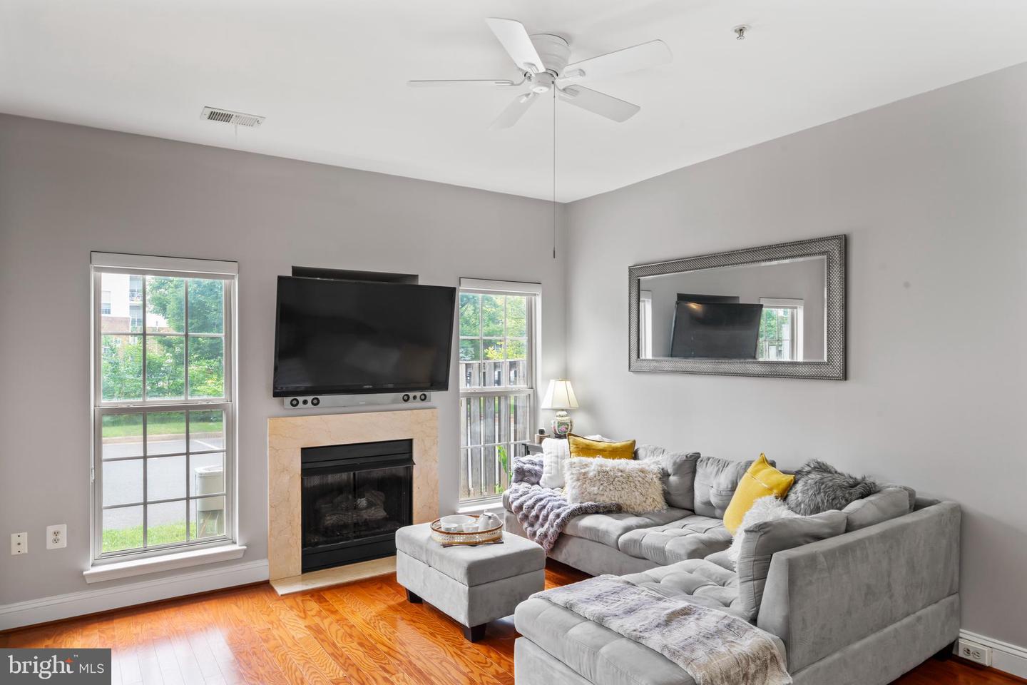 46357 PRYOR SQ, STERLING, Virginia 20165, 2 Bedrooms Bedrooms, 2 Rooms Rooms,2 BathroomsBathrooms,Residential,For sale,46357 PRYOR SQ,VALO2100058 MLS # VALO2100058