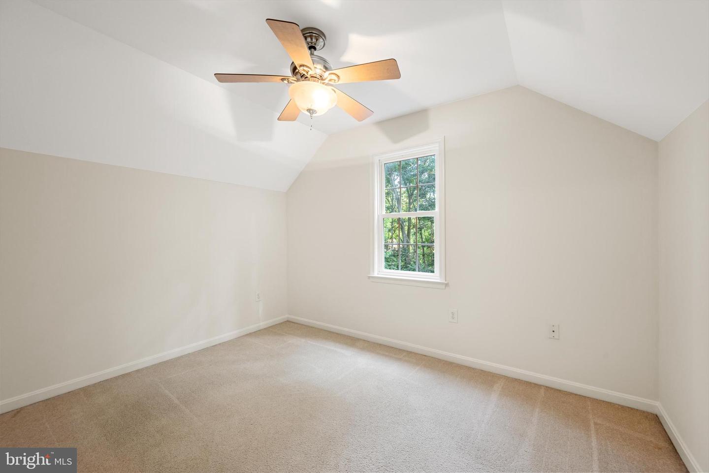 175 EASY HOLLOW RD, FRONT ROYAL, Virginia 22630, 3 Bedrooms Bedrooms, ,2 BathroomsBathrooms,Residential,For sale,175 EASY HOLLOW RD,VAWR2011534 MLS # VAWR2011534