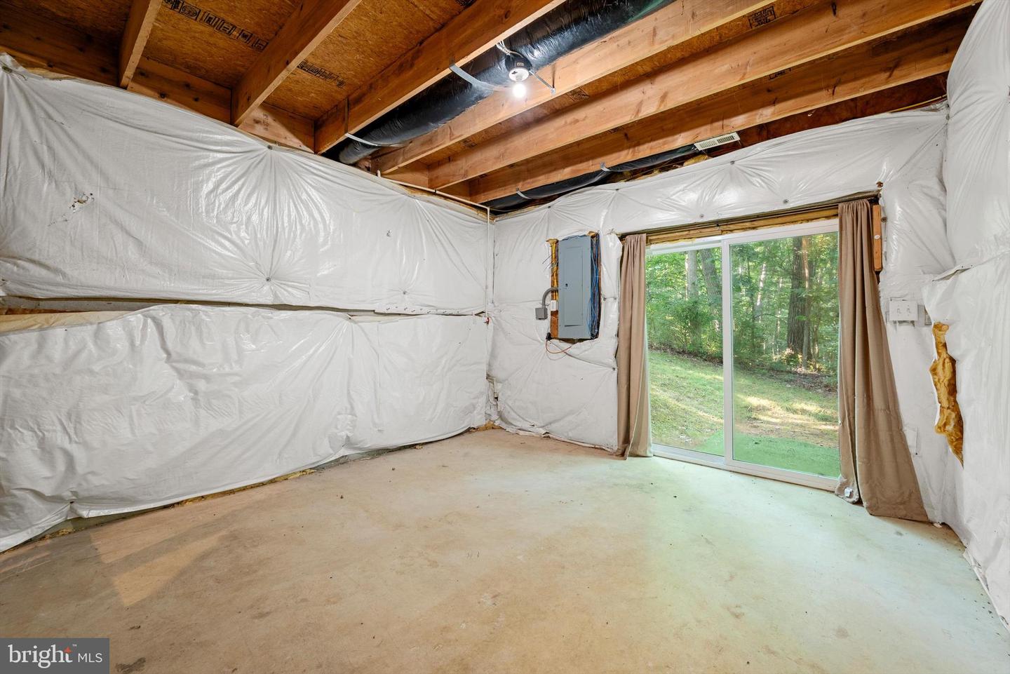175 EASY HOLLOW RD, FRONT ROYAL, Virginia 22630, 3 Bedrooms Bedrooms, ,2 BathroomsBathrooms,Residential,For sale,175 EASY HOLLOW RD,VAWR2011534 MLS # VAWR2011534