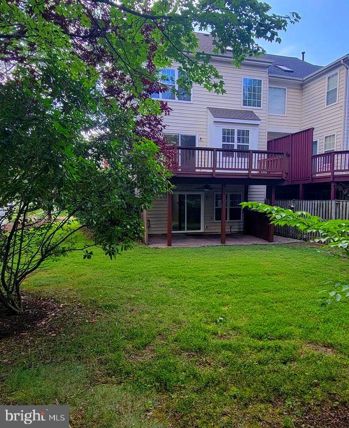 25206 DUNVEGAN SQ, CHANTILLY, Virginia 20152, 3 Bedrooms Bedrooms, ,2 BathroomsBathrooms,Residential,For sale,25206 DUNVEGAN SQ,VALO2100224 MLS # VALO2100224