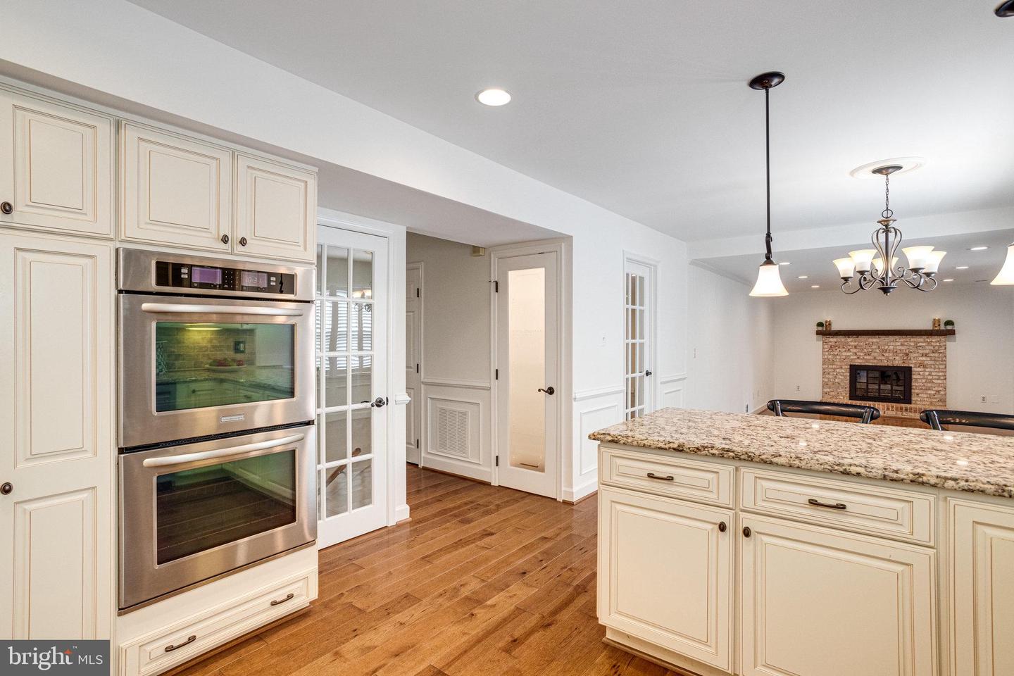 8325 LINDSIDE WAY, SPRINGFIELD, Virginia 22153, 4 Bedrooms Bedrooms, ,3 BathroomsBathrooms,Residential,For sale,8325 LINDSIDE WAY,VAFX2249484 MLS # VAFX2249484