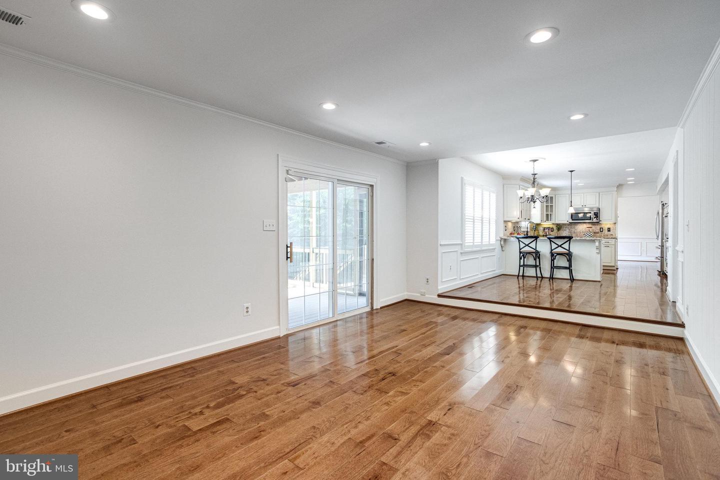 8325 LINDSIDE WAY, SPRINGFIELD, Virginia 22153, 4 Bedrooms Bedrooms, ,3 BathroomsBathrooms,Residential,For sale,8325 LINDSIDE WAY,VAFX2249484 MLS # VAFX2249484