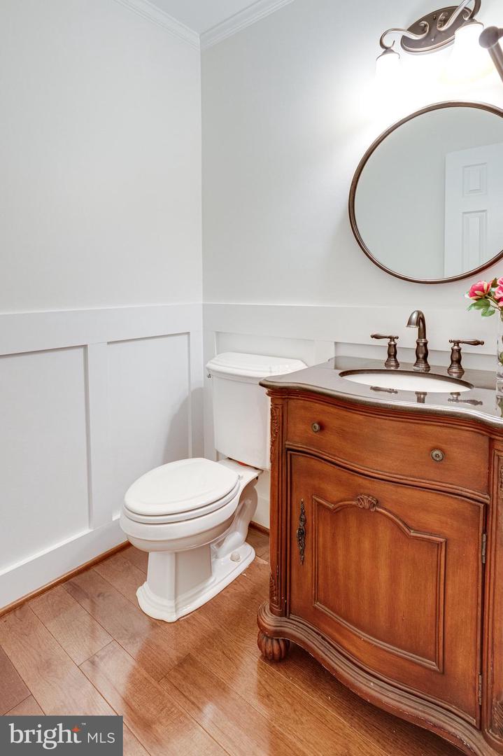 8325 LINDSIDE WAY, SPRINGFIELD, Virginia 22153, 4 Bedrooms Bedrooms, ,3 BathroomsBathrooms,Residential,For sale,8325 LINDSIDE WAY,VAFX2249484 MLS # VAFX2249484