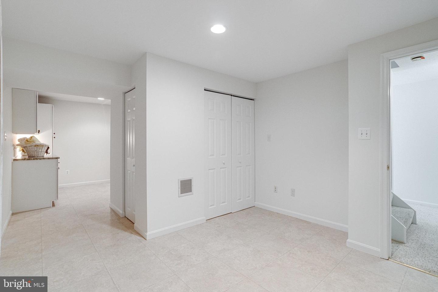 8325 LINDSIDE WAY, SPRINGFIELD, Virginia 22153, 4 Bedrooms Bedrooms, ,3 BathroomsBathrooms,Residential,For sale,8325 LINDSIDE WAY,VAFX2249484 MLS # VAFX2249484