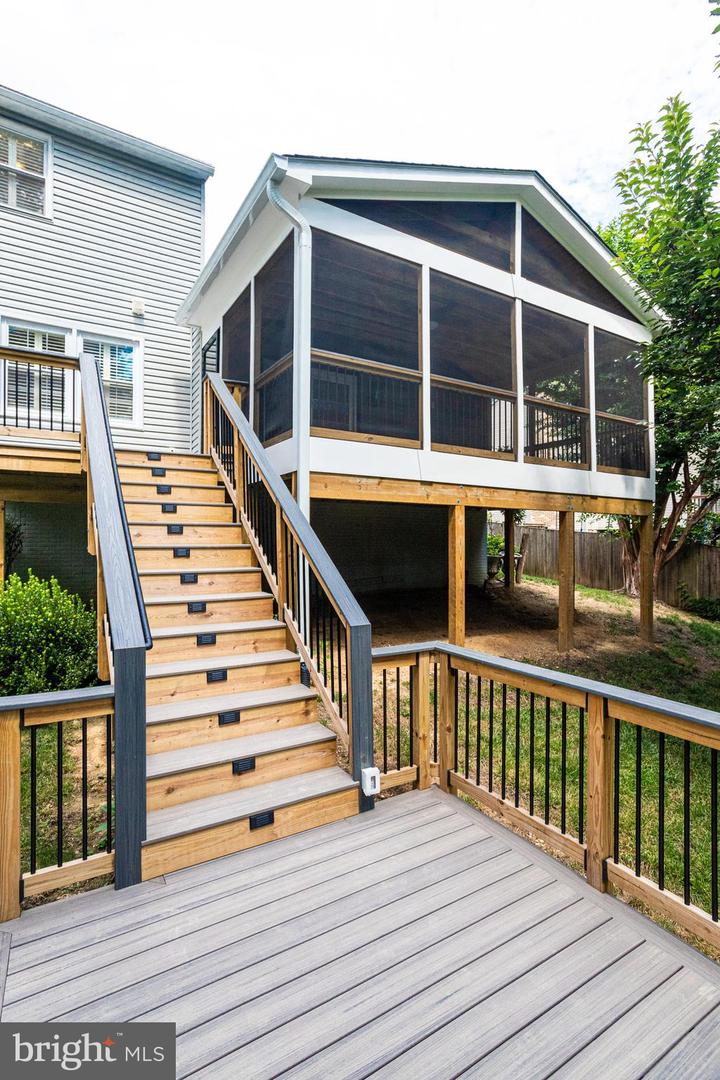 8325 LINDSIDE WAY, SPRINGFIELD, Virginia 22153, 4 Bedrooms Bedrooms, ,3 BathroomsBathrooms,Residential,For sale,8325 LINDSIDE WAY,VAFX2249484 MLS # VAFX2249484