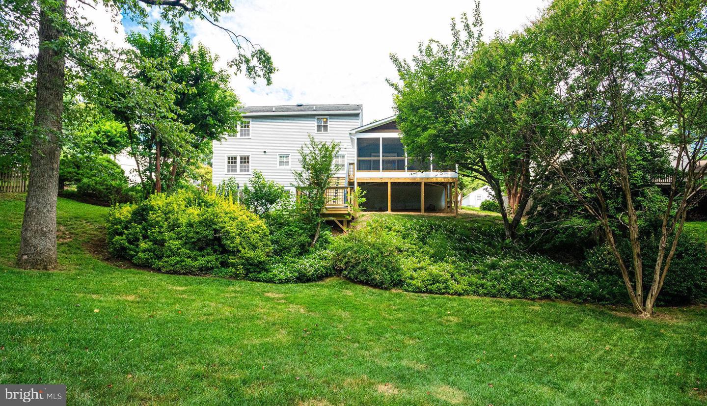 8325 LINDSIDE WAY, SPRINGFIELD, Virginia 22153, 4 Bedrooms Bedrooms, ,3 BathroomsBathrooms,Residential,For sale,8325 LINDSIDE WAY,VAFX2249484 MLS # VAFX2249484