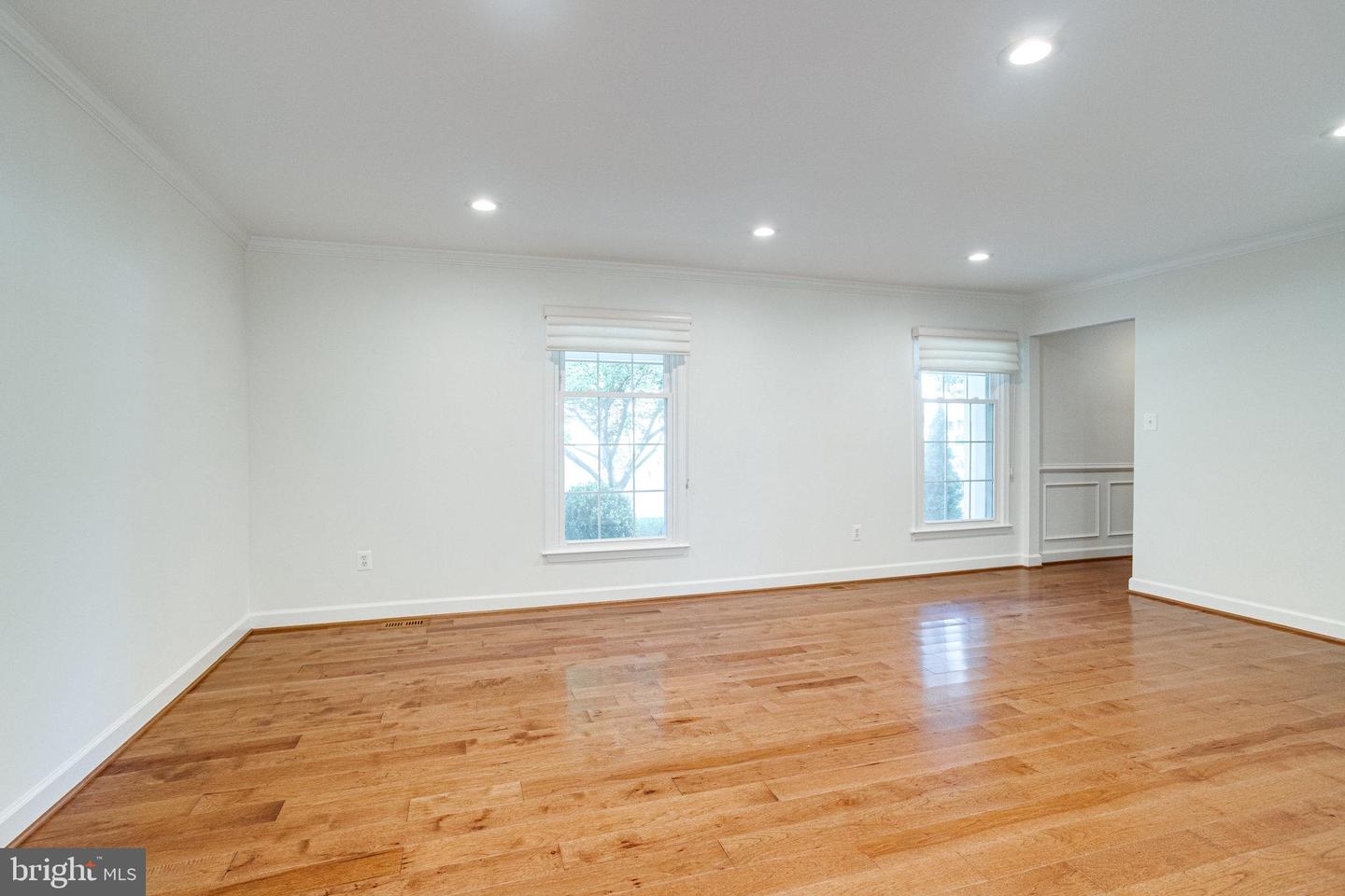 8325 LINDSIDE WAY, SPRINGFIELD, Virginia 22153, 4 Bedrooms Bedrooms, ,3 BathroomsBathrooms,Residential,For sale,8325 LINDSIDE WAY,VAFX2249484 MLS # VAFX2249484