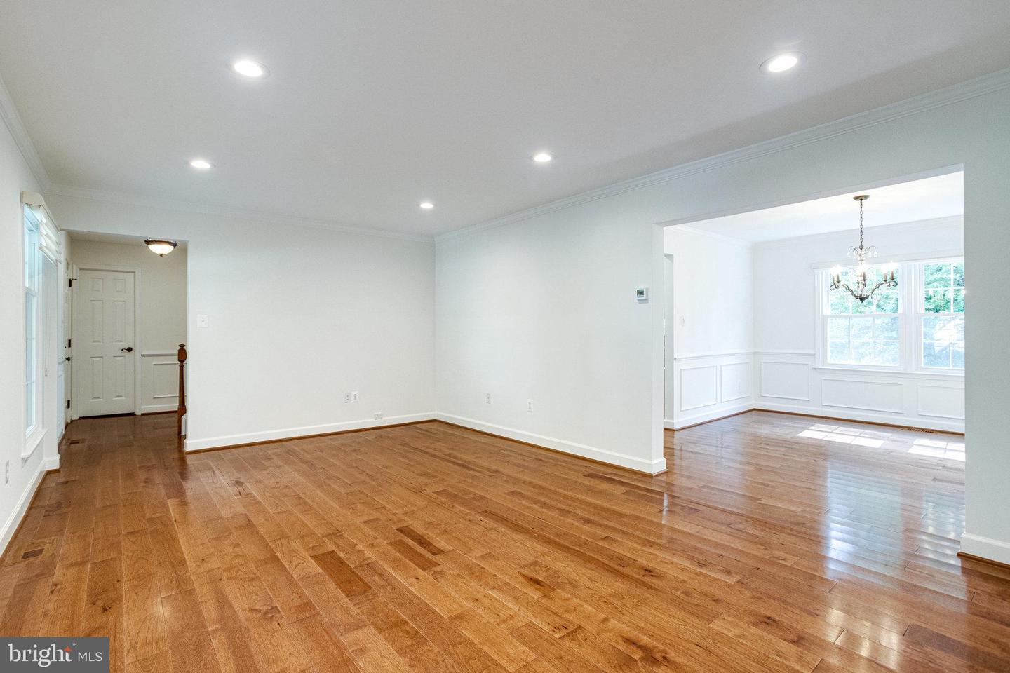8325 LINDSIDE WAY, SPRINGFIELD, Virginia 22153, 4 Bedrooms Bedrooms, ,3 BathroomsBathrooms,Residential,For sale,8325 LINDSIDE WAY,VAFX2249484 MLS # VAFX2249484