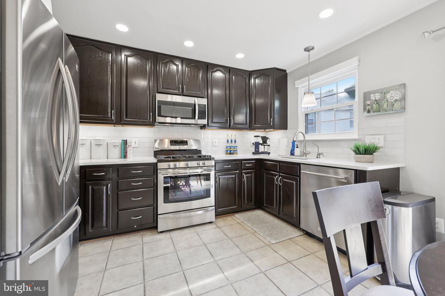 3597 SHERBROOKE CIR, WOODBRIDGE, Virginia 22192, 3 Bedrooms Bedrooms, ,2 BathroomsBathrooms,Residential,For sale,3597 SHERBROOKE CIR,VAPW2097520 MLS # VAPW2097520