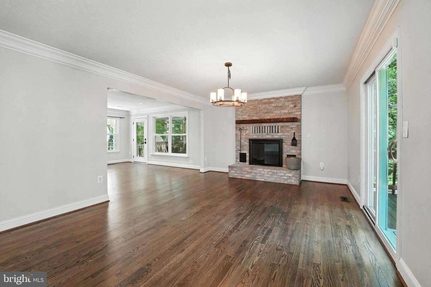 11109 RAVINE DR, MANASSAS, Virginia 20111, 4 Bedrooms Bedrooms, ,3 BathroomsBathrooms,Residential,For sale,11109 RAVINE DR,VAPW2097572 MLS # VAPW2097572