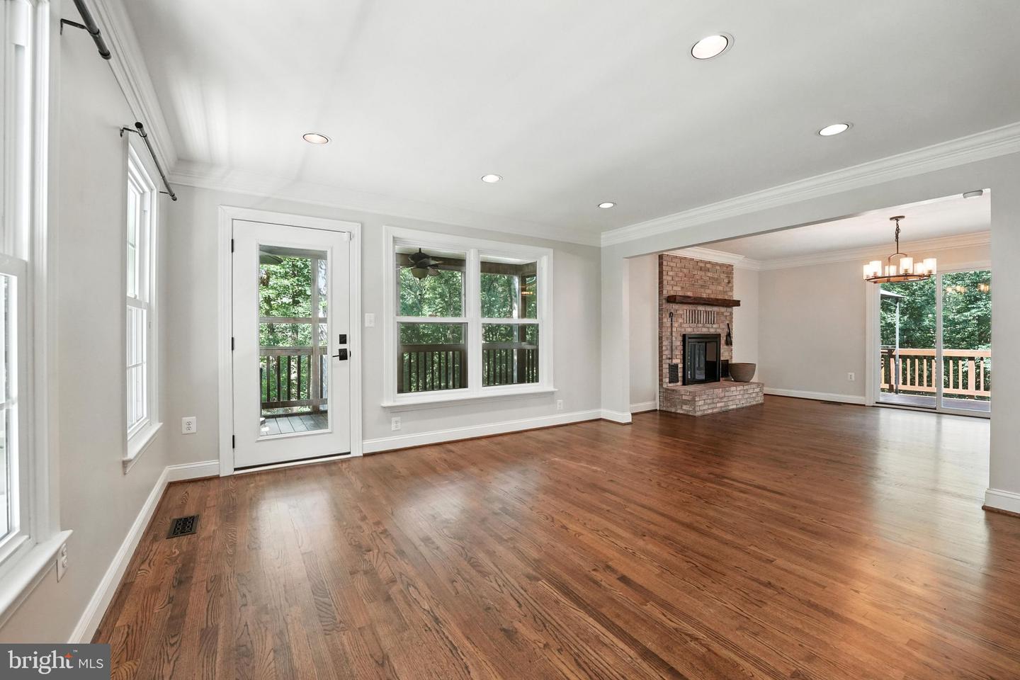 11109 RAVINE DR, MANASSAS, Virginia 20111, 4 Bedrooms Bedrooms, ,3 BathroomsBathrooms,Residential,For sale,11109 RAVINE DR,VAPW2097572 MLS # VAPW2097572