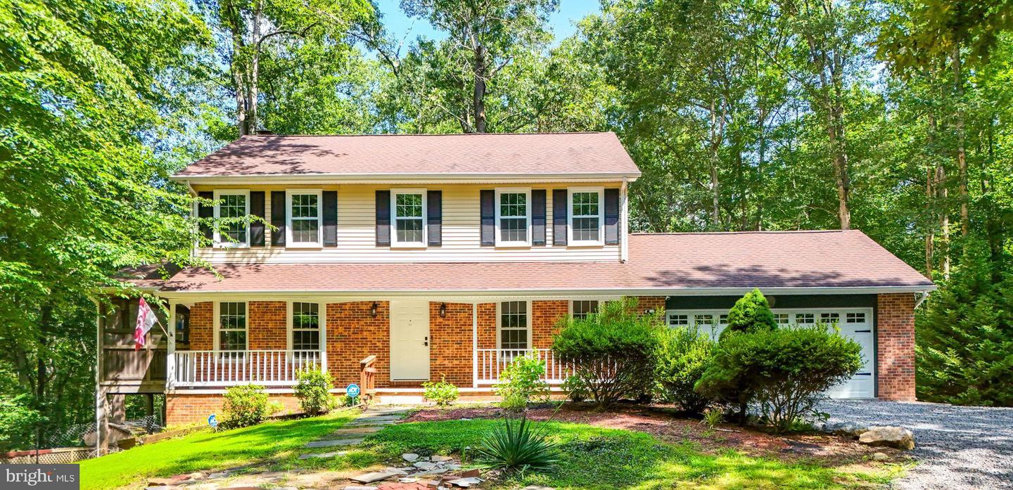 11109 RAVINE DR, MANASSAS, Virginia 20111, 4 Bedrooms Bedrooms, ,3 BathroomsBathrooms,Residential,For sale,11109 RAVINE DR,VAPW2097572 MLS # VAPW2097572