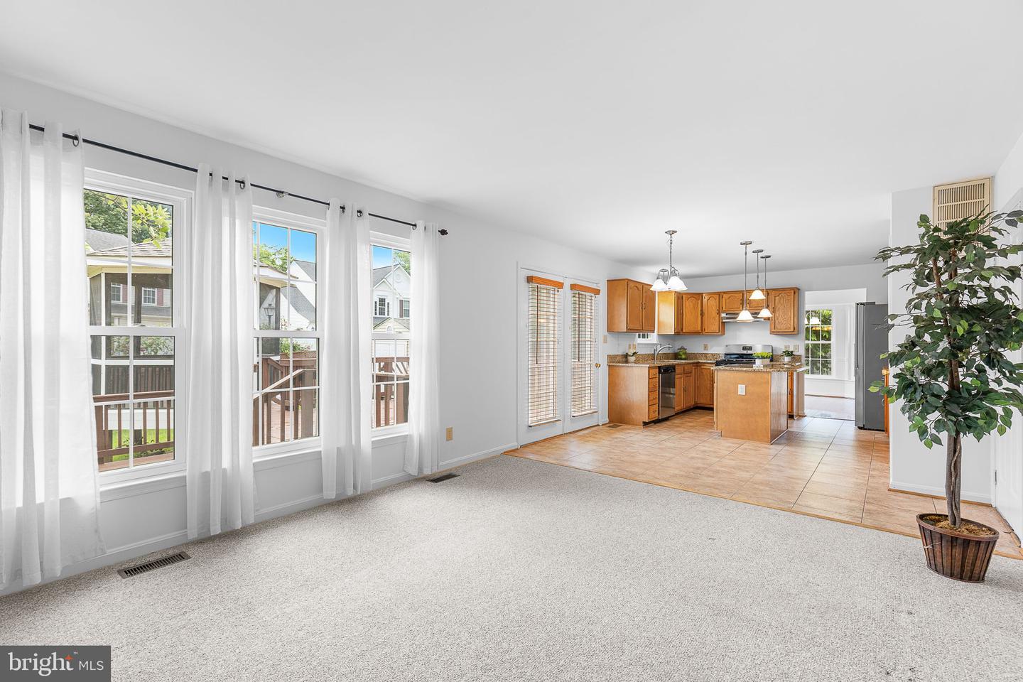 8 WESTCHESTER CT, STAFFORD, Virginia 22554, 5 Bedrooms Bedrooms, ,3 BathroomsBathrooms,Residential,For sale,8 WESTCHESTER CT,VAST2040076 MLS # VAST2040076