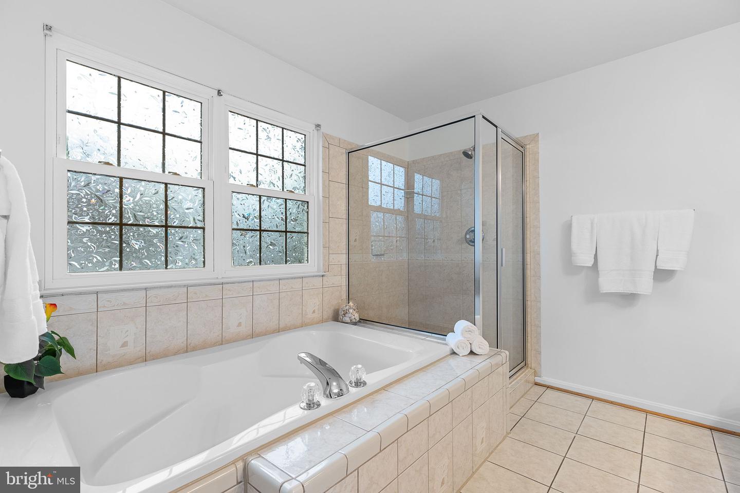 8 WESTCHESTER CT, STAFFORD, Virginia 22554, 5 Bedrooms Bedrooms, ,3 BathroomsBathrooms,Residential,For sale,8 WESTCHESTER CT,VAST2040076 MLS # VAST2040076