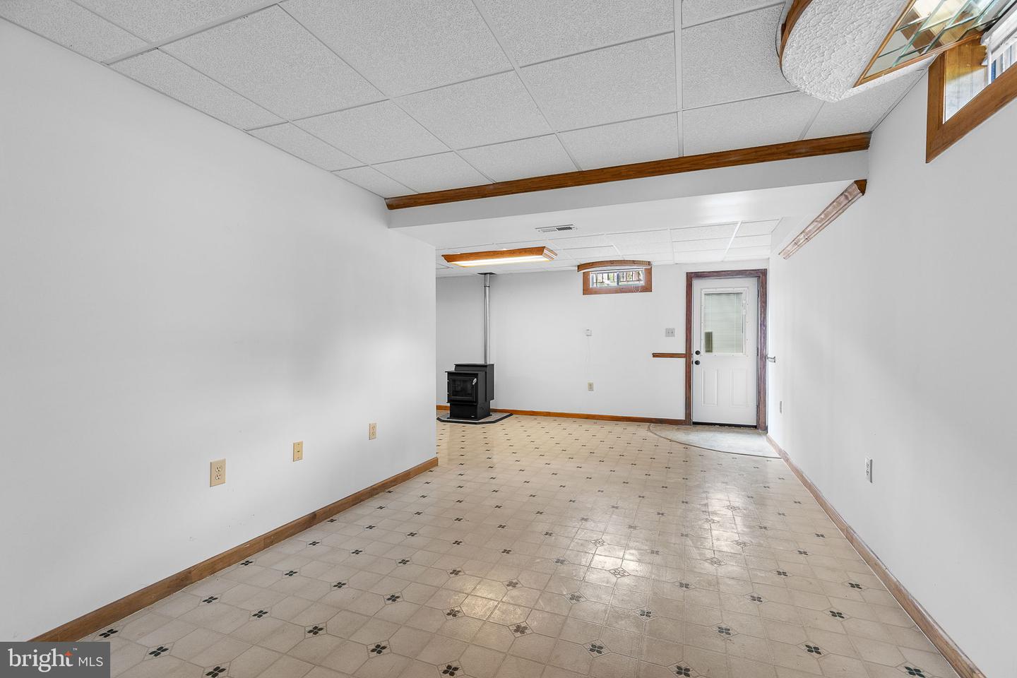 8 WESTCHESTER CT, STAFFORD, Virginia 22554, 5 Bedrooms Bedrooms, ,3 BathroomsBathrooms,Residential,For sale,8 WESTCHESTER CT,VAST2040076 MLS # VAST2040076