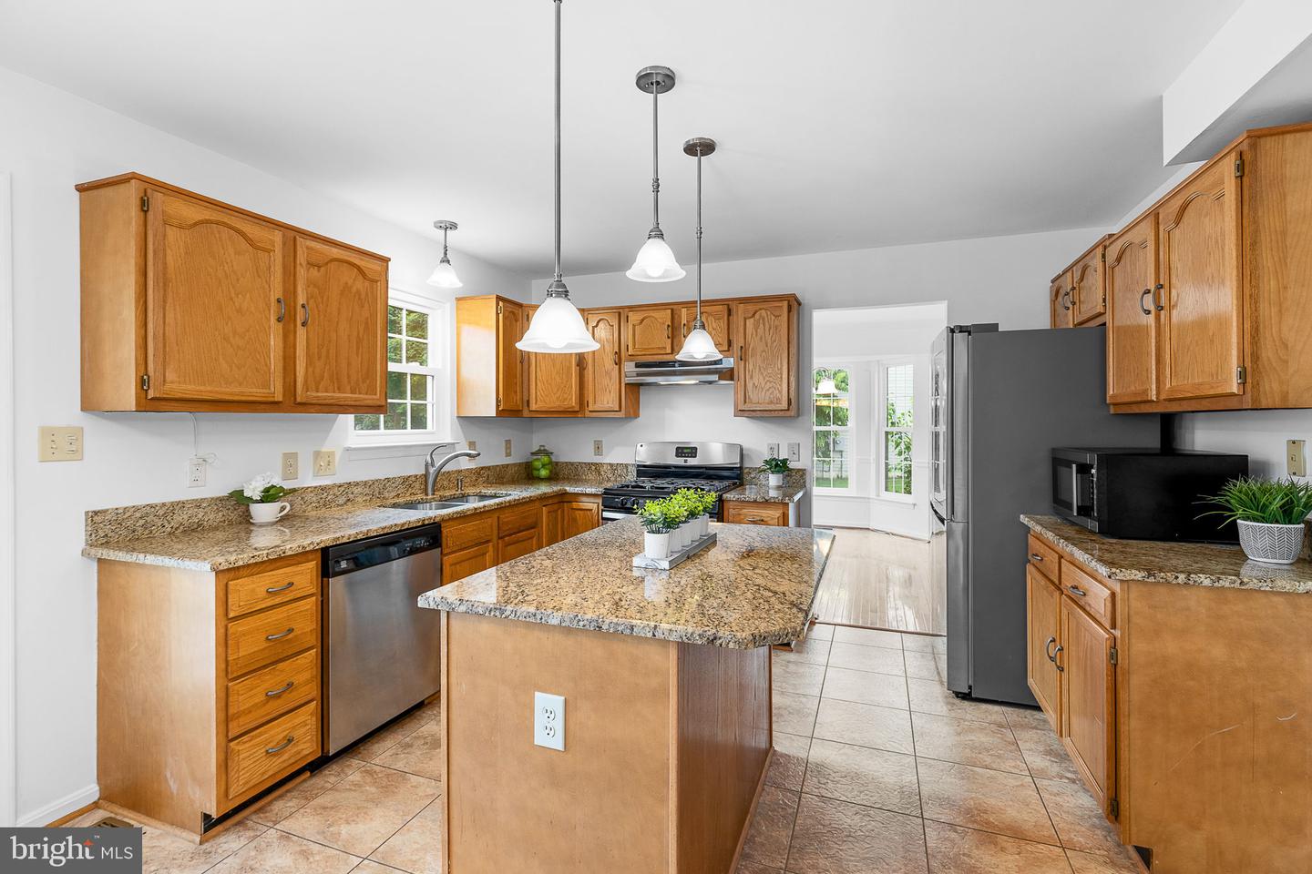8 WESTCHESTER CT, STAFFORD, Virginia 22554, 5 Bedrooms Bedrooms, ,3 BathroomsBathrooms,Residential,For sale,8 WESTCHESTER CT,VAST2040076 MLS # VAST2040076