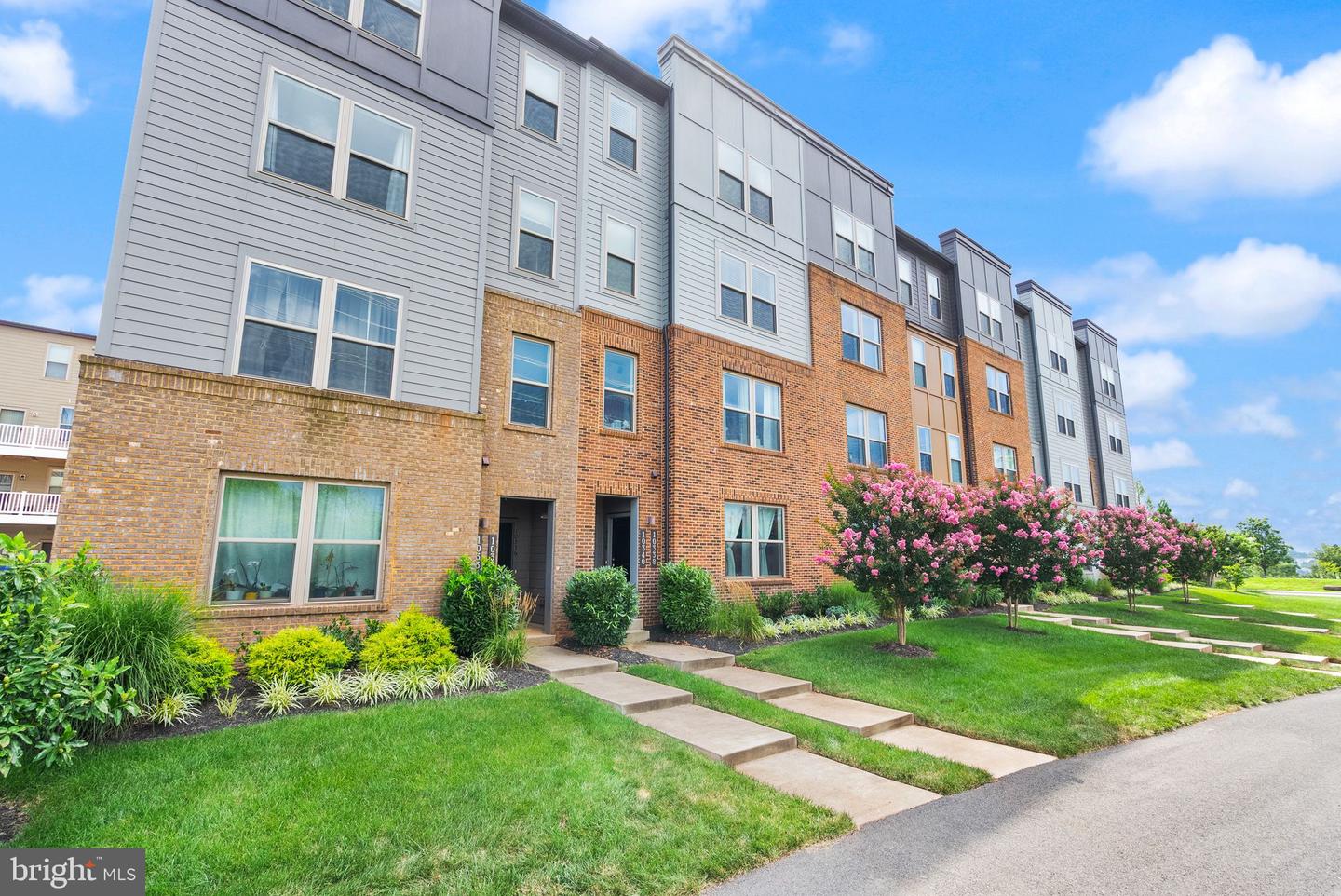 10338 RATCLIFFE TRL, MANASSAS, Virginia 20110, 2 Bedrooms Bedrooms, ,2 BathroomsBathrooms,Residential,For sale,10338 RATCLIFFE TRL,VAMN2008558 MLS # VAMN2008558