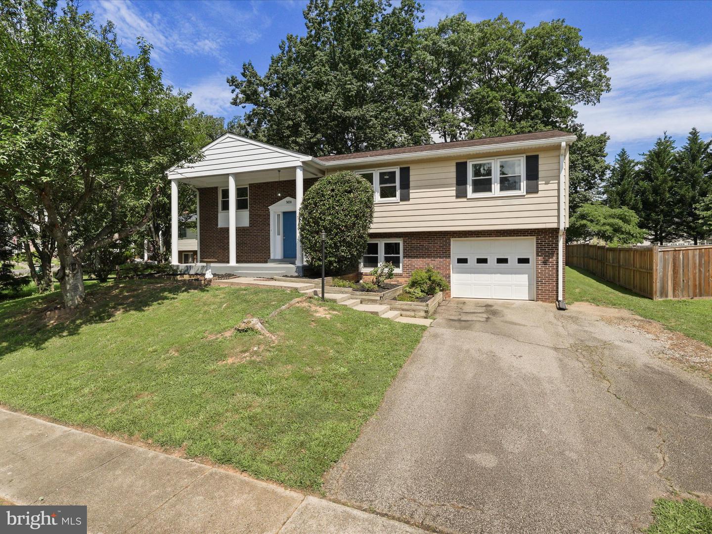 5658 NEDDLETON AVE, WOODBRIDGE, Virginia 22193, 4 Bedrooms Bedrooms, ,3 BathroomsBathrooms,Residential,For sale,5658 NEDDLETON AVE,VAPW2097708 MLS # VAPW2097708