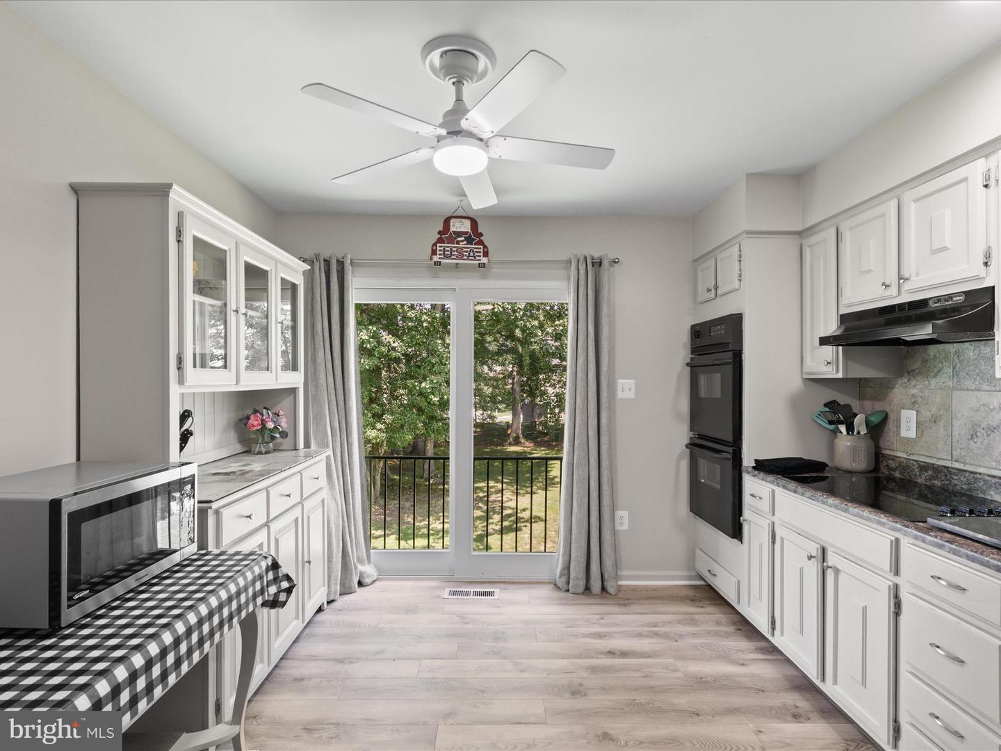 5658 NEDDLETON AVE, WOODBRIDGE, Virginia 22193, 4 Bedrooms Bedrooms, ,3 BathroomsBathrooms,Residential,For sale,5658 NEDDLETON AVE,VAPW2097708 MLS # VAPW2097708