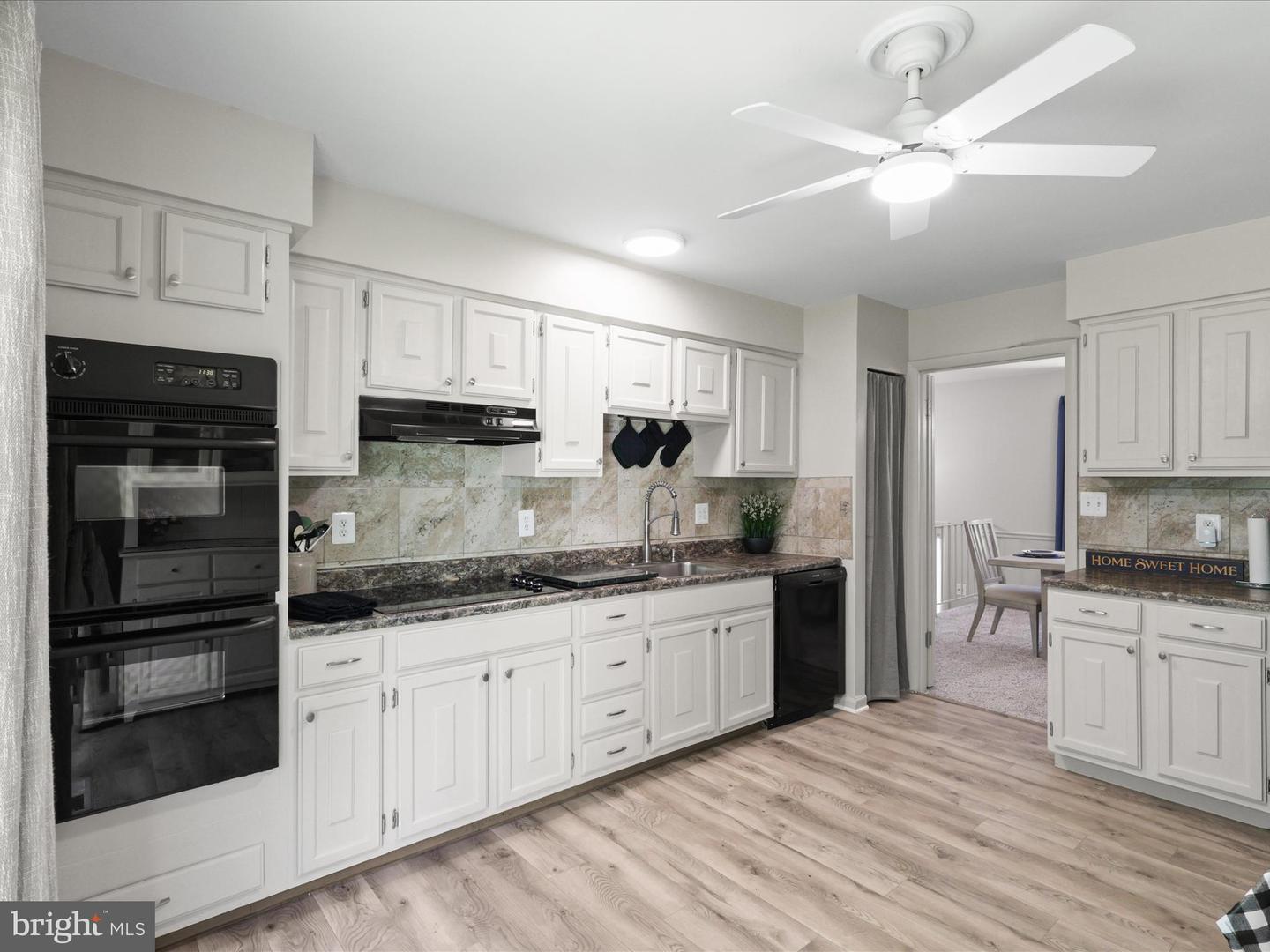 5658 NEDDLETON AVE, WOODBRIDGE, Virginia 22193, 4 Bedrooms Bedrooms, ,3 BathroomsBathrooms,Residential,For sale,5658 NEDDLETON AVE,VAPW2097708 MLS # VAPW2097708
