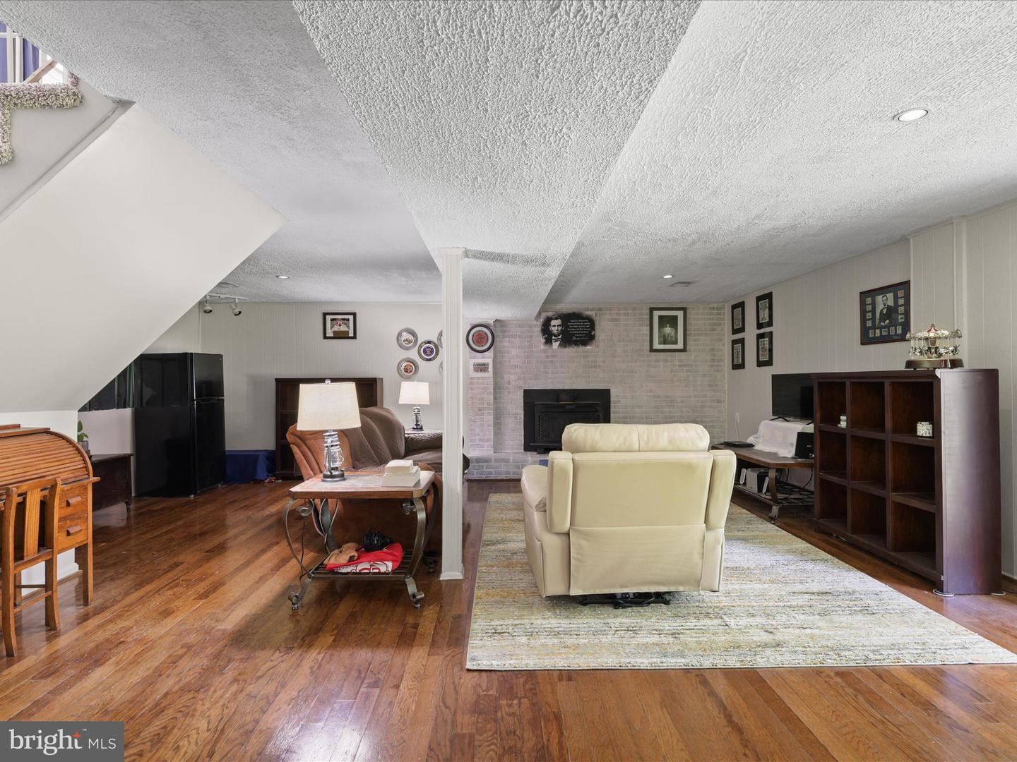 5658 NEDDLETON AVE, WOODBRIDGE, Virginia 22193, 4 Bedrooms Bedrooms, ,3 BathroomsBathrooms,Residential,For sale,5658 NEDDLETON AVE,VAPW2097708 MLS # VAPW2097708
