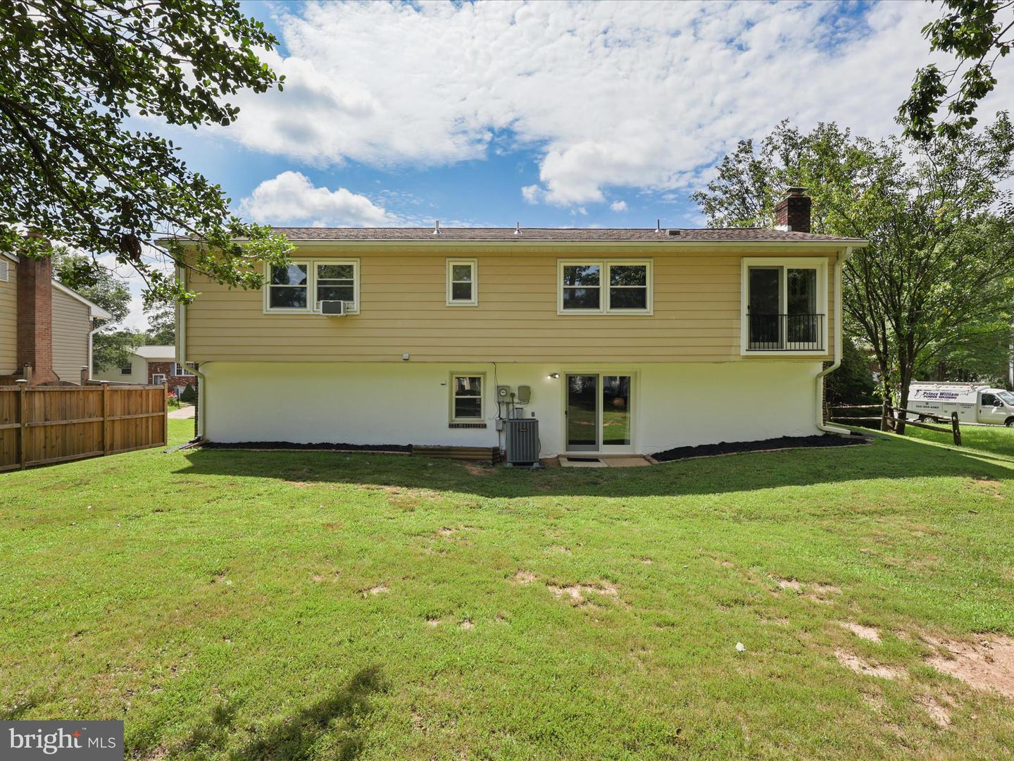 5658 NEDDLETON AVE, WOODBRIDGE, Virginia 22193, 4 Bedrooms Bedrooms, ,3 BathroomsBathrooms,Residential,For sale,5658 NEDDLETON AVE,VAPW2097708 MLS # VAPW2097708