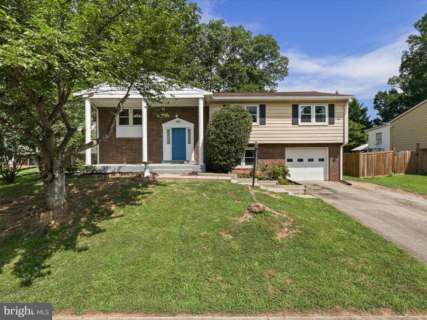 5658 NEDDLETON AVE, WOODBRIDGE, Virginia 22193, 4 Bedrooms Bedrooms, ,3 BathroomsBathrooms,Residential,For sale,5658 NEDDLETON AVE,VAPW2097708 MLS # VAPW2097708