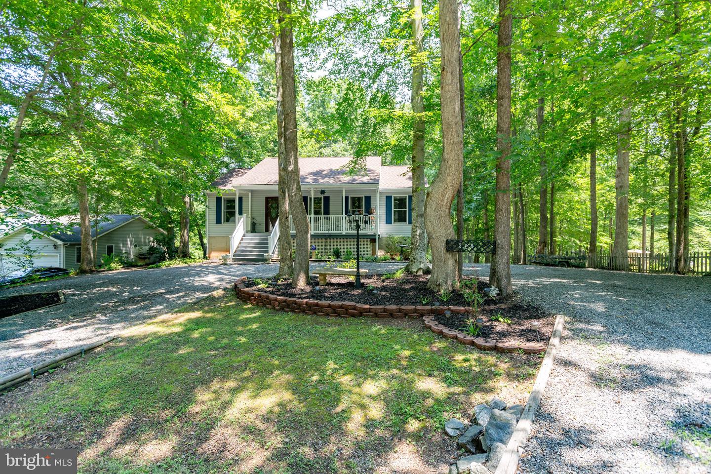 228 CEDAR RIDGE DR, RUTHER GLEN, Virginia 22546, 3 Bedrooms Bedrooms, ,3 BathroomsBathrooms,Residential,For sale,228 CEDAR RIDGE DR,VACV2008372 MLS # VACV2008372