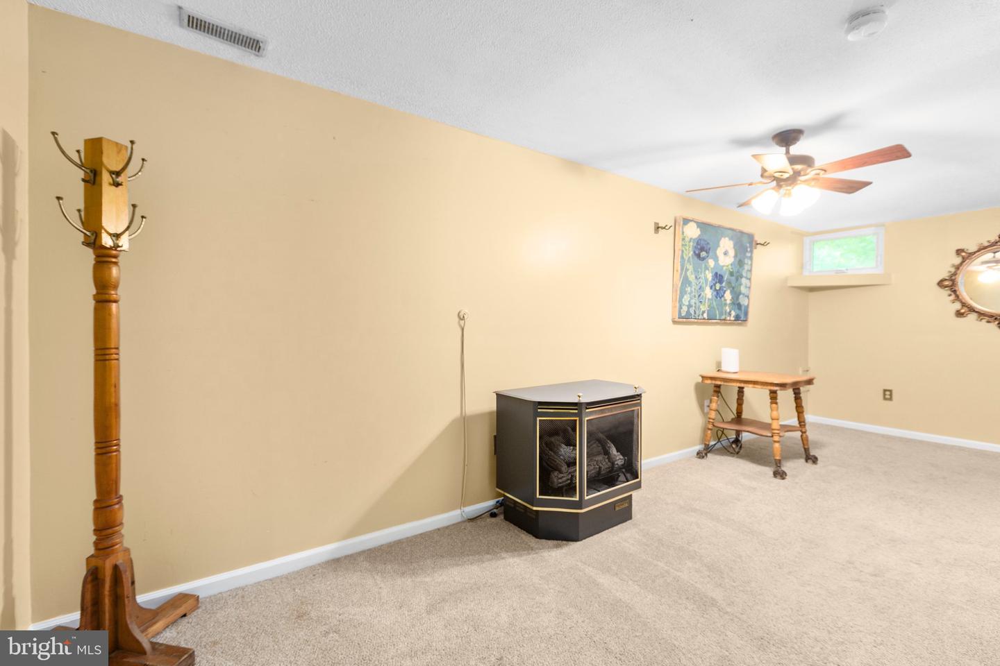 228 CEDAR RIDGE DR, RUTHER GLEN, Virginia 22546, 3 Bedrooms Bedrooms, ,3 BathroomsBathrooms,Residential,For sale,228 CEDAR RIDGE DR,VACV2008372 MLS # VACV2008372