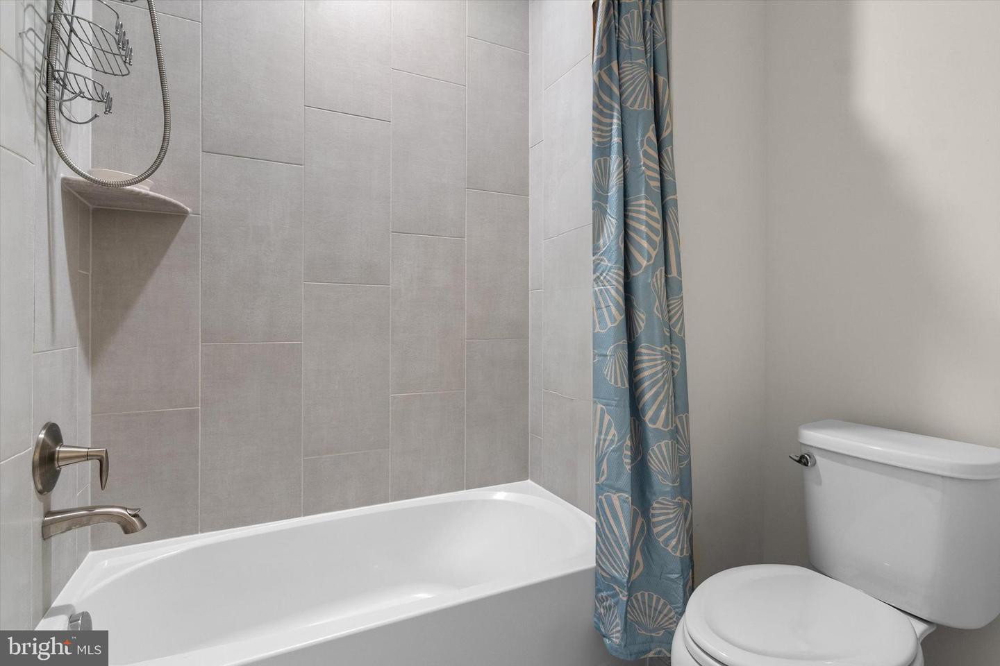 23630 HAVELOCK WALK TER #317, ASHBURN, Virginia 20148, 3 Bedrooms Bedrooms, ,2 BathroomsBathrooms,Residential,For sale,23630 HAVELOCK WALK TER #317,VALO2100442 MLS # VALO2100442