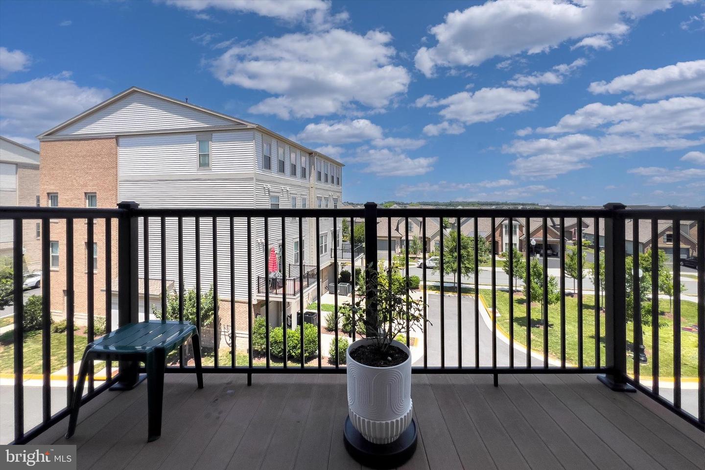 23630 HAVELOCK WALK TER #317, ASHBURN, Virginia 20148, 3 Bedrooms Bedrooms, ,2 BathroomsBathrooms,Residential,For sale,23630 HAVELOCK WALK TER #317,VALO2100442 MLS # VALO2100442