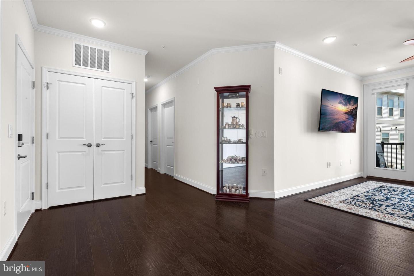 23630 HAVELOCK WALK TER #317, ASHBURN, Virginia 20148, 3 Bedrooms Bedrooms, ,2 BathroomsBathrooms,Residential,For sale,23630 HAVELOCK WALK TER #317,VALO2100442 MLS # VALO2100442