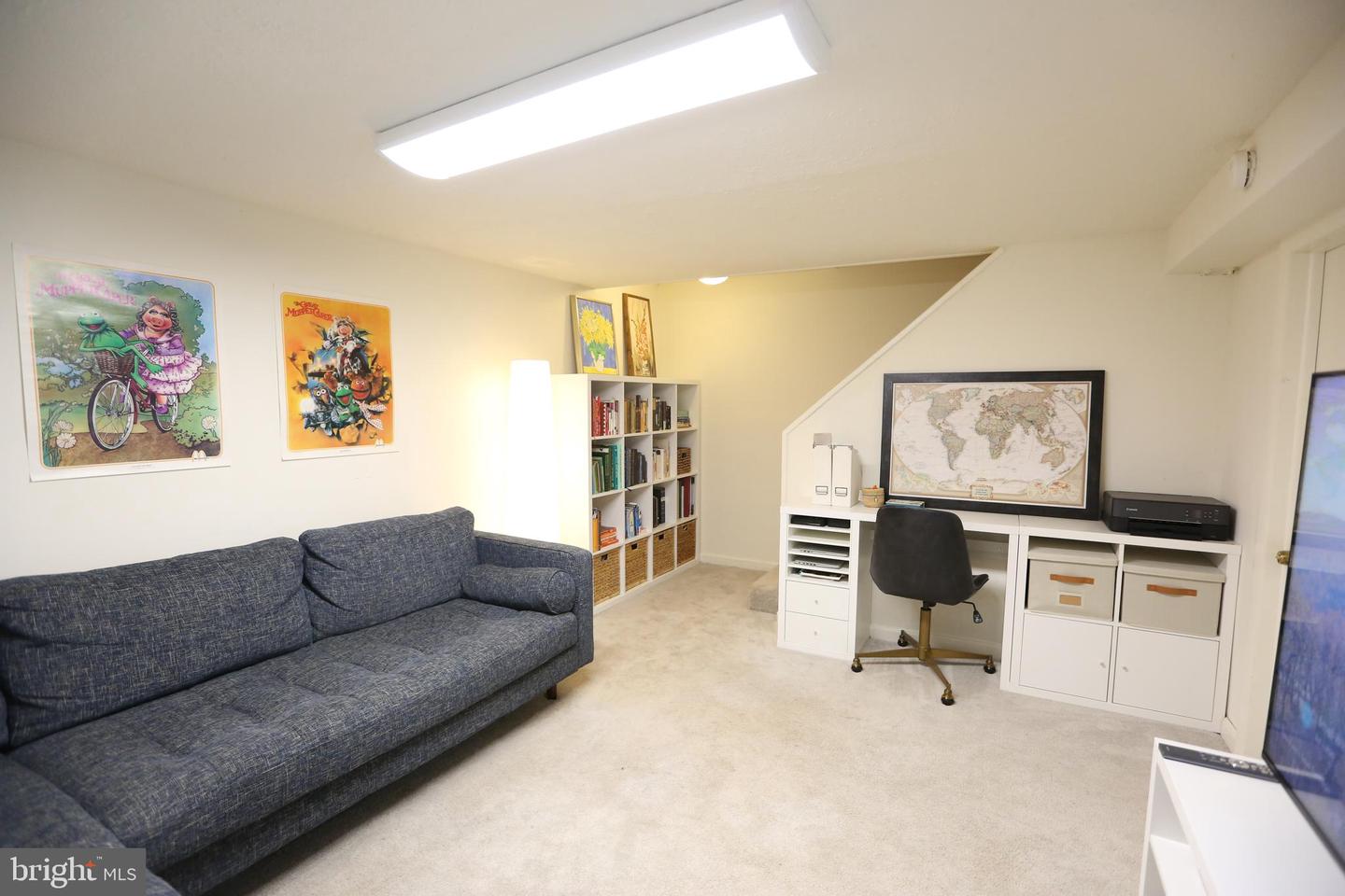 5862 MONTICELLO RD, ALEXANDRIA, Virginia 22303, 2 Bedrooms Bedrooms, ,1 BathroomBathrooms,Residential,For sale,5862 MONTICELLO RD,VAFX2250600 MLS # VAFX2250600