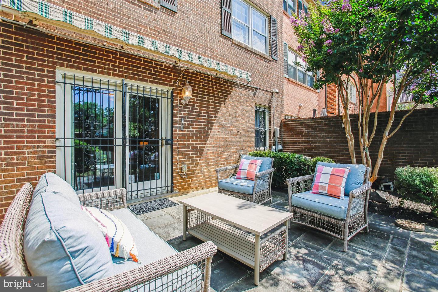 6334 GOLF COURSE SQ, ALEXANDRIA, Virginia 22307, 4 Bedrooms Bedrooms, 13 Rooms Rooms,3 BathroomsBathrooms,Residential,For sale,6334 GOLF COURSE SQ,VAFX2250262 MLS # VAFX2250262