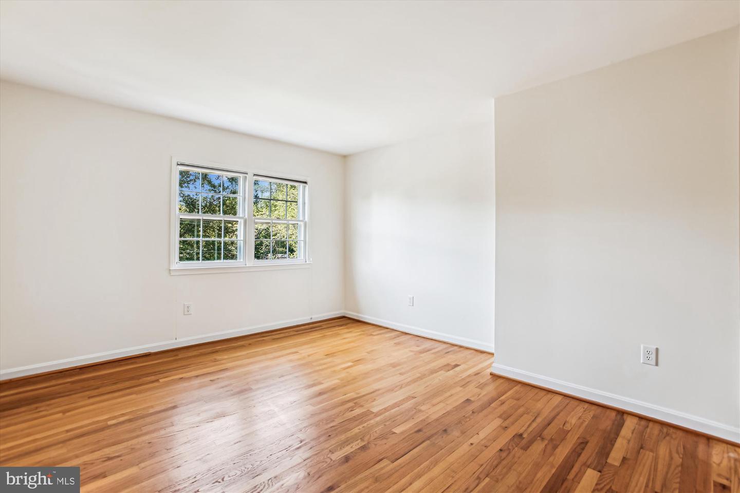 6334 GOLF COURSE SQ, ALEXANDRIA, Virginia 22307, 4 Bedrooms Bedrooms, 13 Rooms Rooms,3 BathroomsBathrooms,Residential,For sale,6334 GOLF COURSE SQ,VAFX2250262 MLS # VAFX2250262
