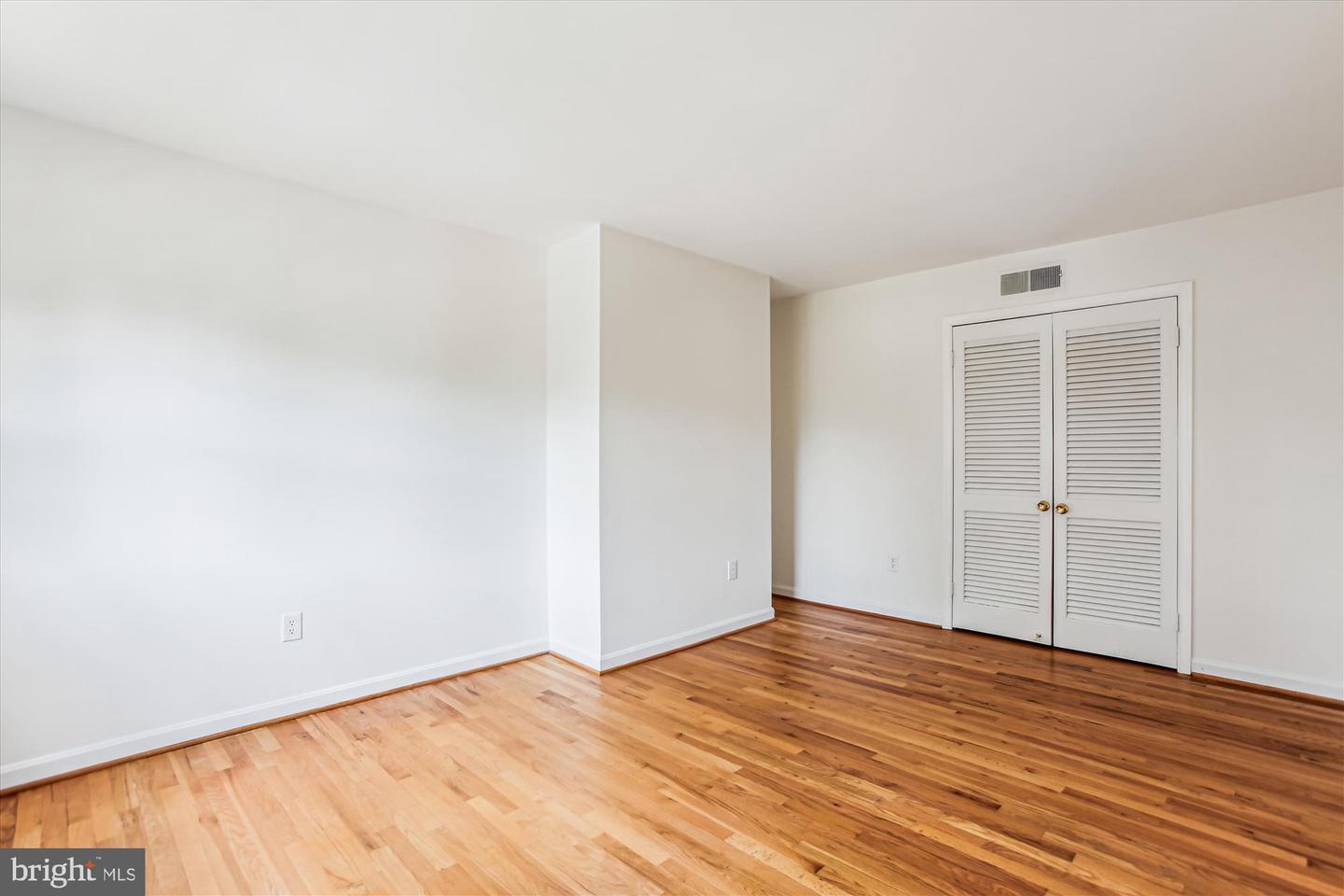 6334 GOLF COURSE SQ, ALEXANDRIA, Virginia 22307, 4 Bedrooms Bedrooms, 13 Rooms Rooms,3 BathroomsBathrooms,Residential,For sale,6334 GOLF COURSE SQ,VAFX2250262 MLS # VAFX2250262